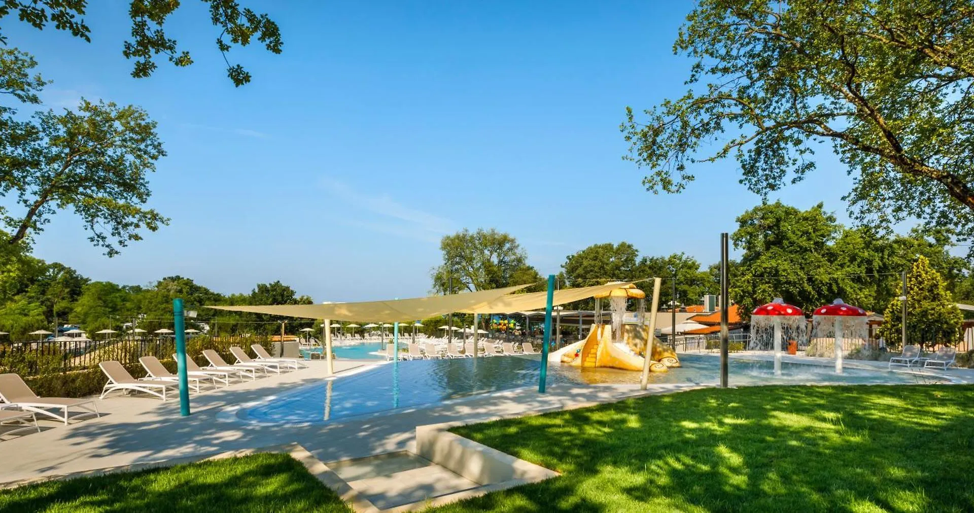 Aminess Planet Camping Maravea Resort - Pitches Novigrad  Campsite Novigrad (Istria)